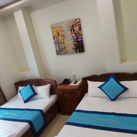 Nhat Tan Hotel Quy Nhon Exterior foto